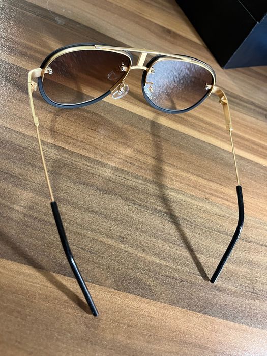 Слънчеви очила .