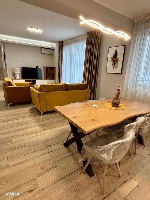Proprietar, inchiriez ap 3 camere, apartament in vila, Piata Romana — fotografia 1