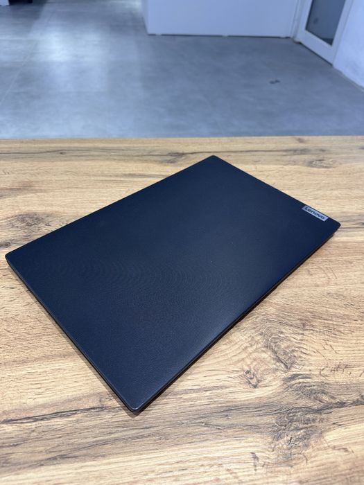 Ноутбук Lenovo Ideapad V15