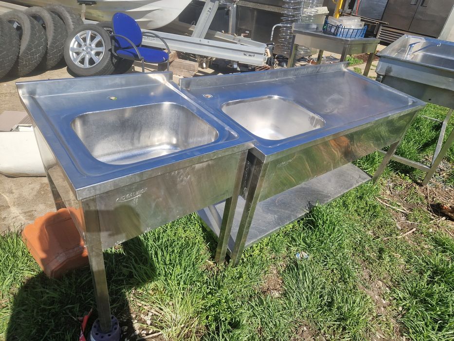 Friteuza inox, chiuveta, robot legume, vitrina calda