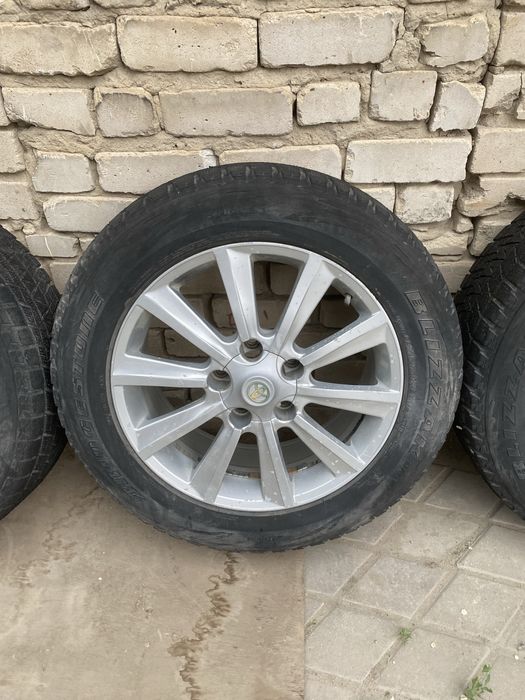 Продам шины 275/55R20 с дисками