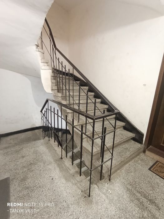 Продава се Тристаен апартамент в Бургас, Възраждане - 86 кв.м за 866 €/кв.м - Снимка #17