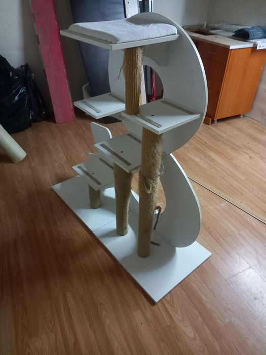 Катерушка за котка,дразкалка.