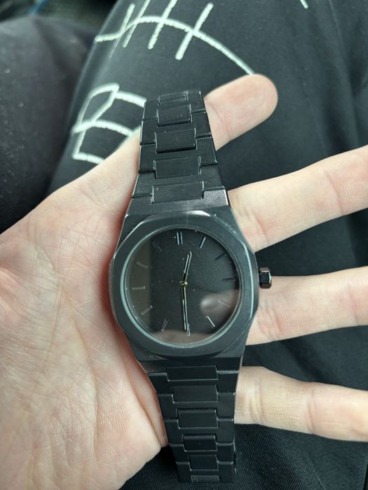 Қара сағат, жақсы жұмыс жасап тұр