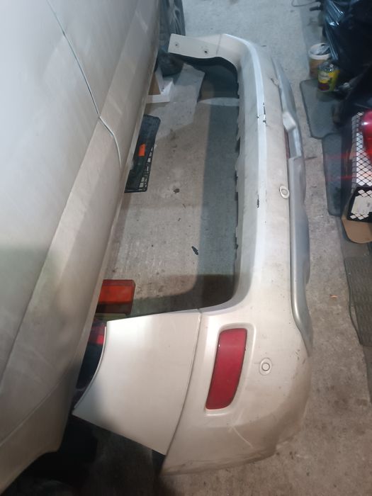 Far Dacia Logan2 Sandero Stepway Duster bara fata Renault Clio4 Clio3 lampa far Renault Megane3 Scenic3 Clio4 Scenic2 aripa Dacia Sandero Stepway3
