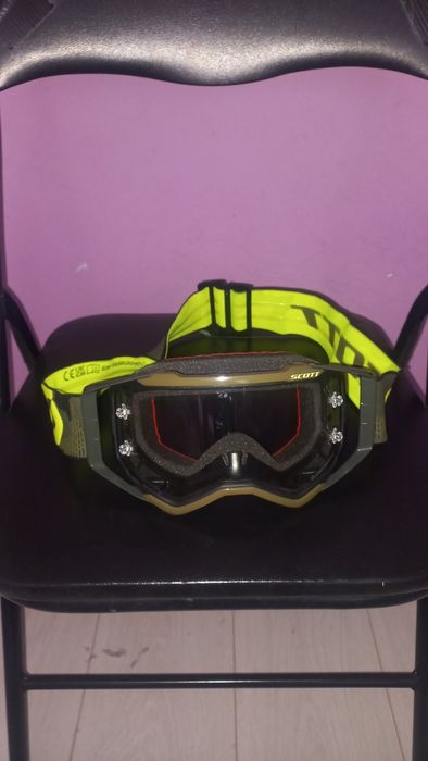 Каски за мотор - Airoh и Shoei