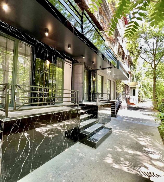 Продаю Новый Hi-Tech Офис метро.Айбек Помещения от 1-Линия 85м2