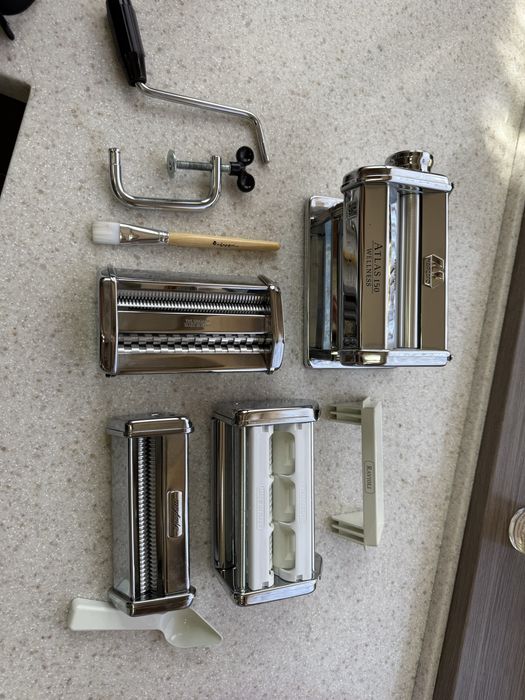 В идеальном состоянии тестораскатка ATLAS 150