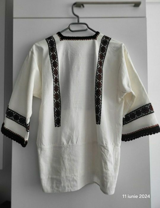 Ie autentica traditionala