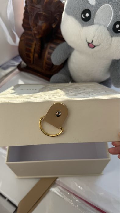 Подарочная коробка 20х20см