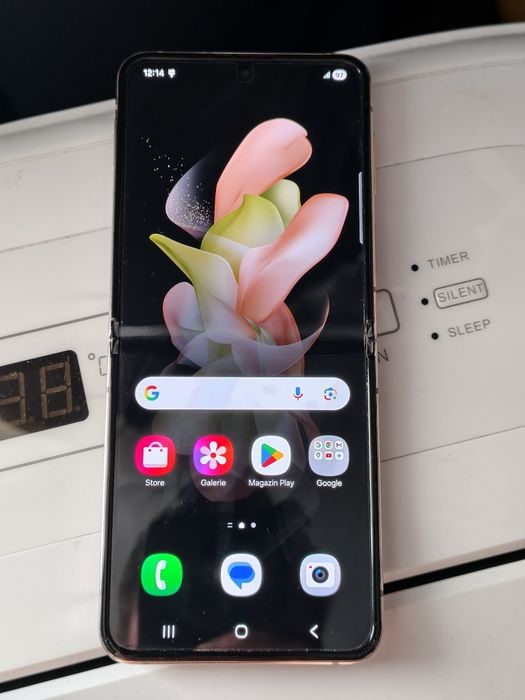 Samsung Flip 4 5G