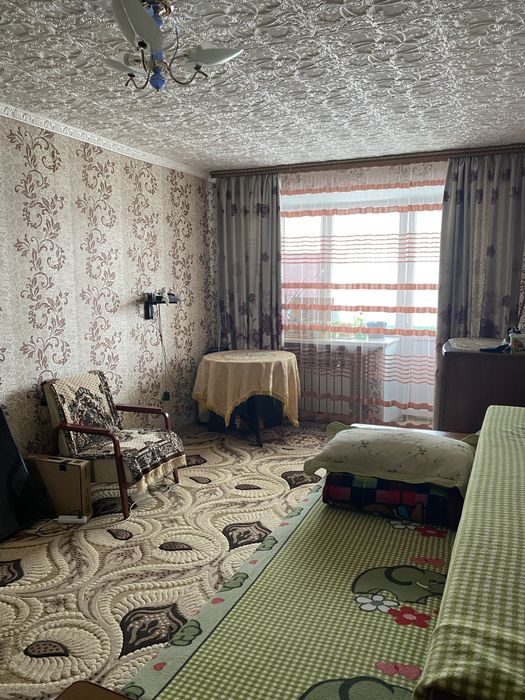 Продам 2-ух комнатную 4 район