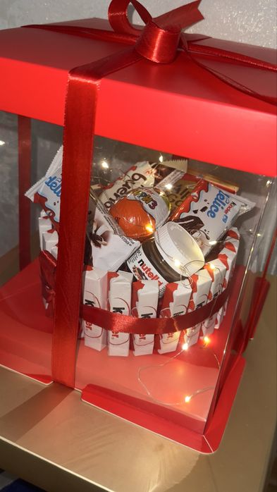 Киндер торт, клубника в шоколаде