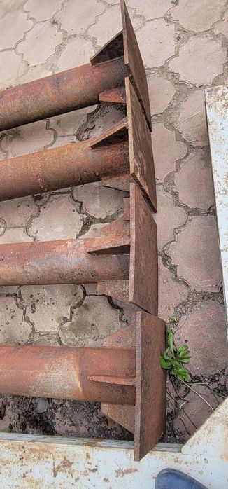 Стойки  опорные мощные