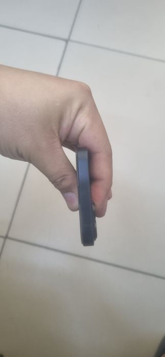 Iphone 13 в отличном состояний