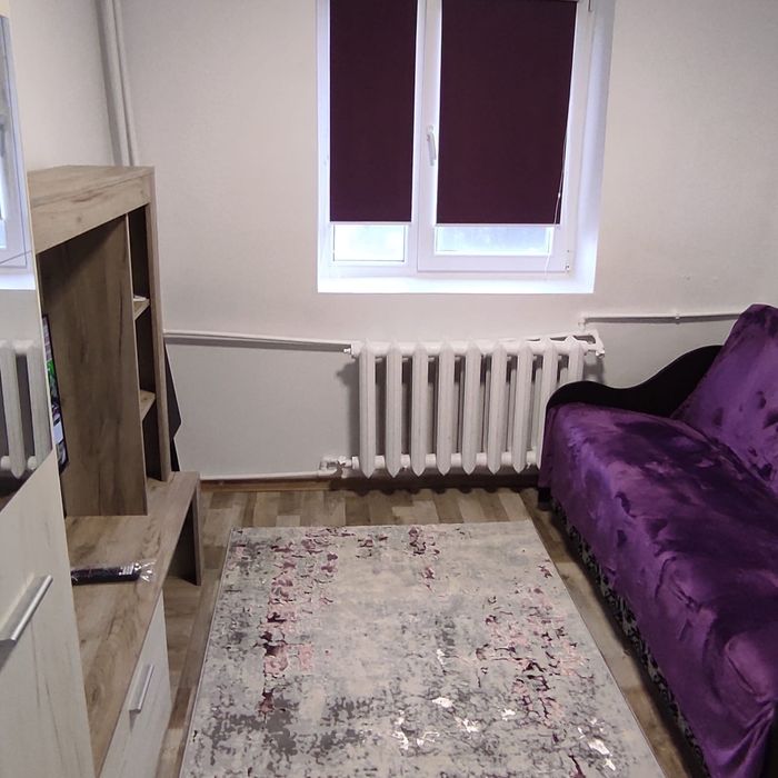 Închiriez garsonieră