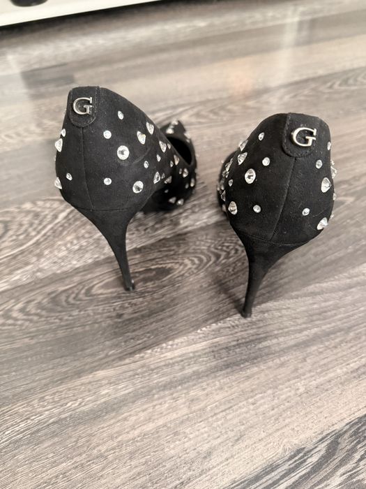 Guess обувки на ток