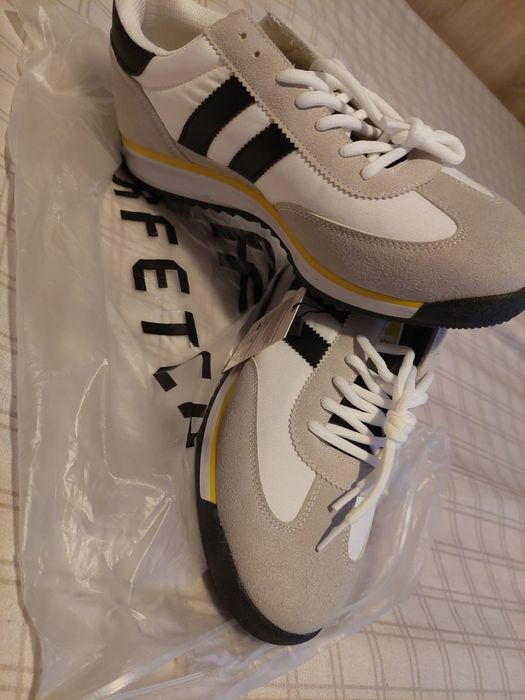 Adidașii bărbați Tonny Black. 42, noi cu etichetă.De Calitate