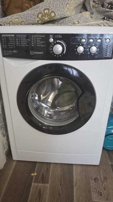Продам стиральную машину на запчасти