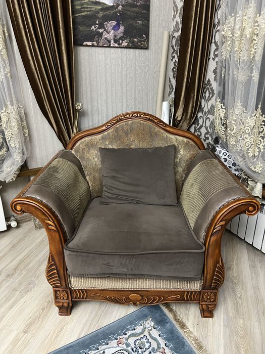 Продам гарнитур для гостинной