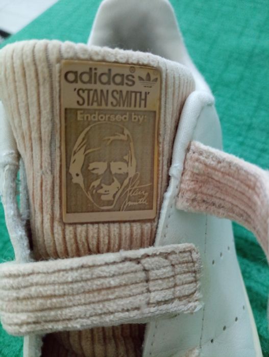 Adidași fete mărimea 32