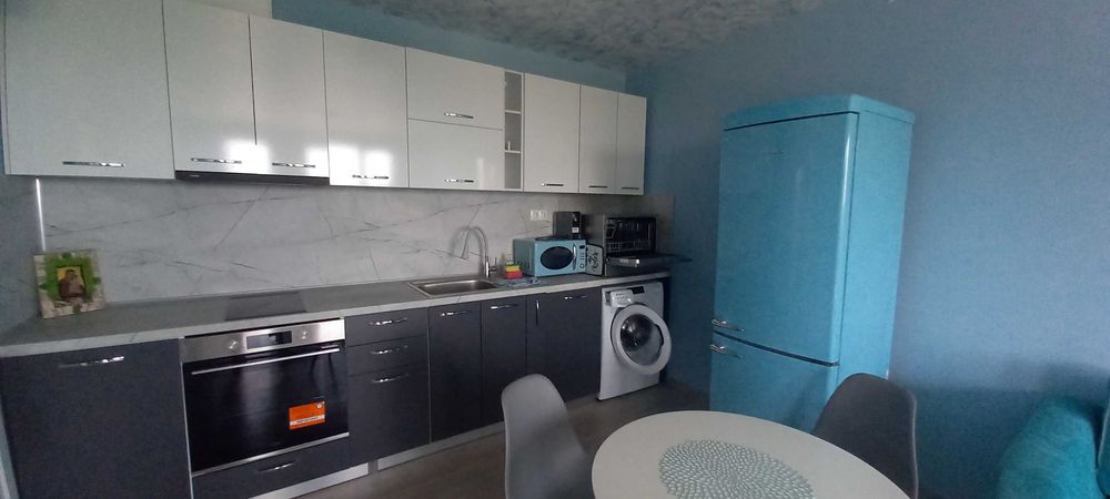 Дава се под наем Двустаен апартамент в к.к. Св.Св. Константин и Елена - 54 кв.м за 1000 € - Снимка #4