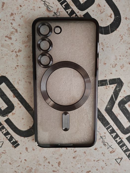 Чехлы на Samsung galaxy s23