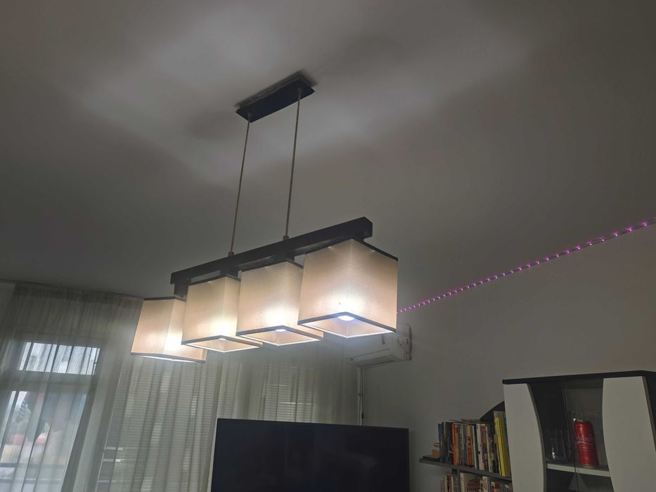 Полилеи, Лампа, Осветително тяло,