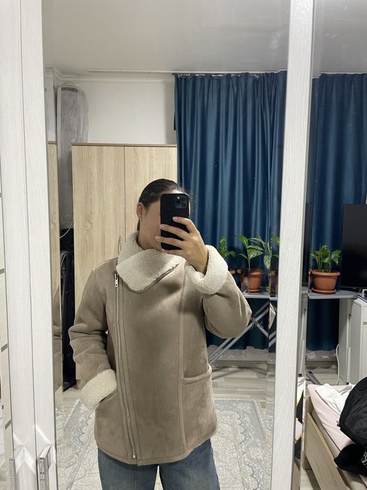 Дубленка новая бежевая