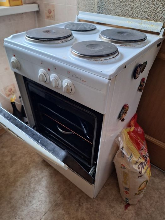 Электро плита бытовая