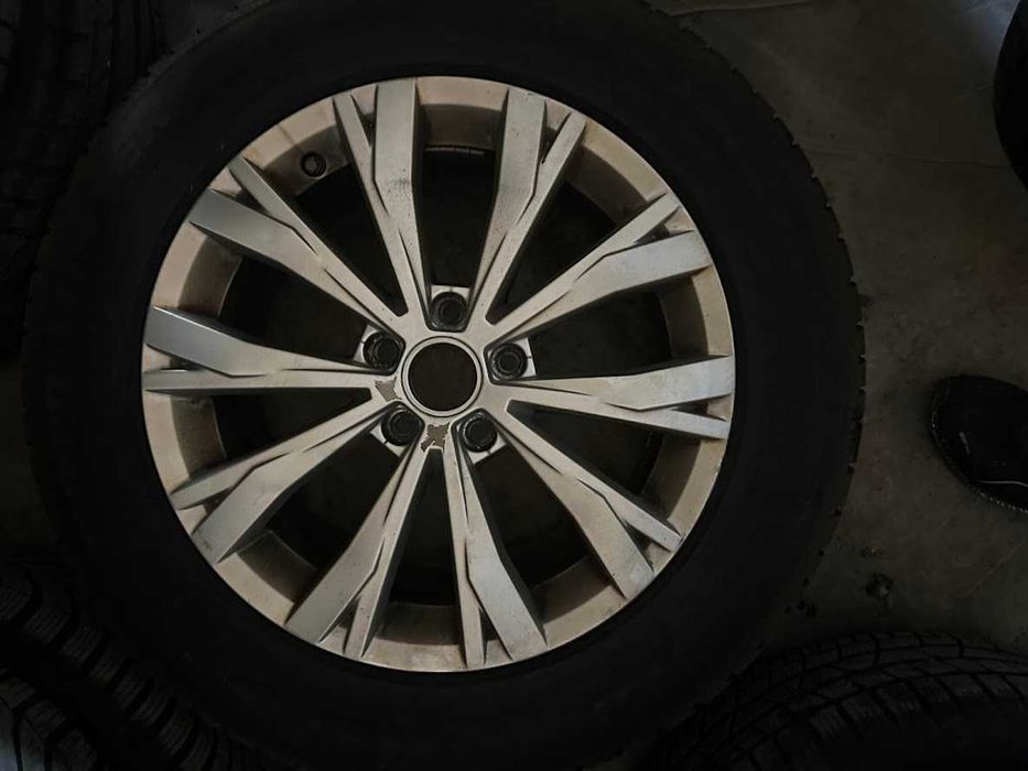 4бр. ал.джанти VW MONTANA 7Jx17 ET40 *Tiguan II* + зимни гуми PLATIN RP-70 WINTER 215 65 17