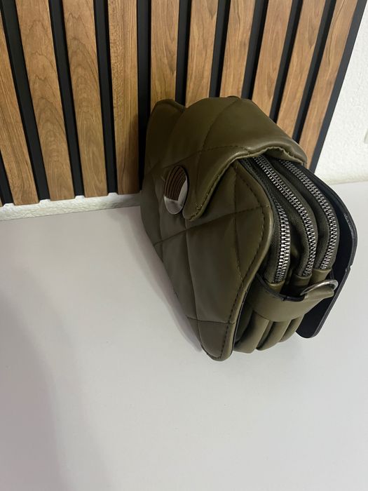 Дамски чанти много запазени някои са купувани от Тенденс!Всяка по 10лв