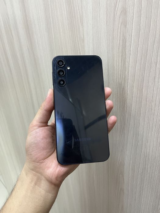 Продам Samsung A24 6/128GB