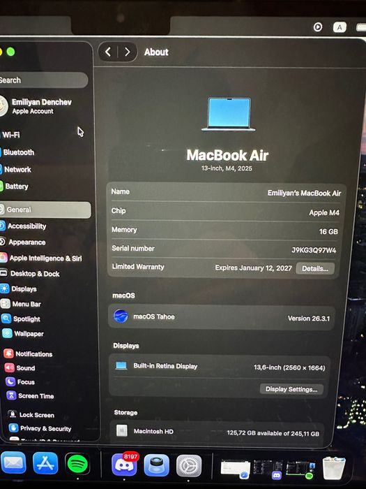 Apple Macbook M4 2025