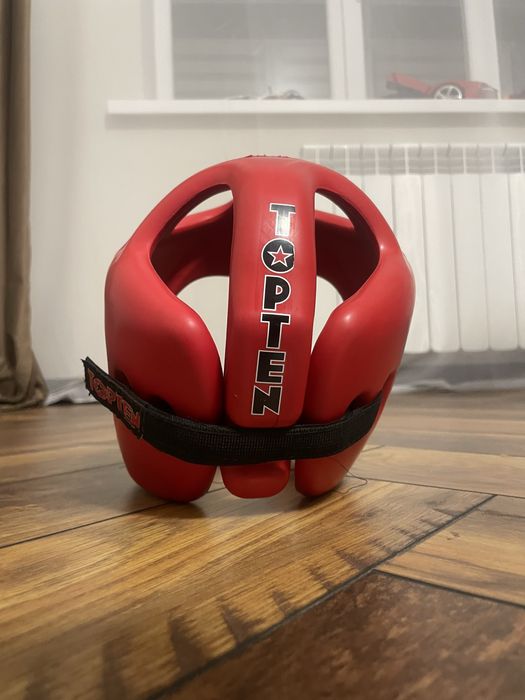 Шлем TOPTEN б/у размер S