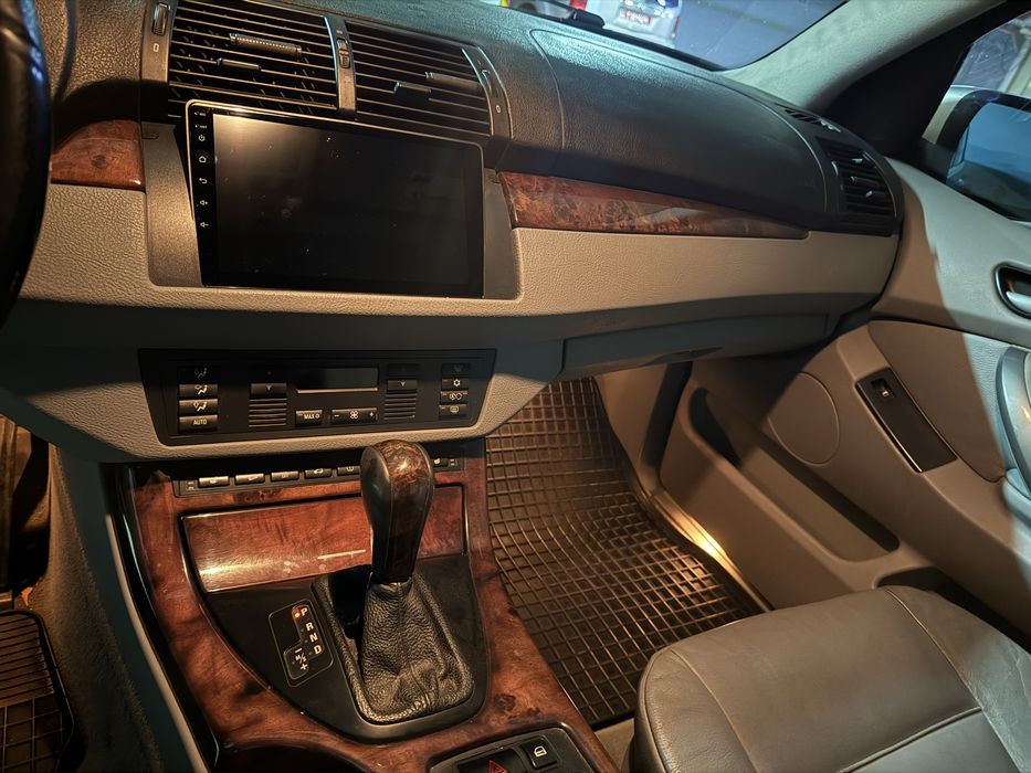 Салон x5 e53  целый