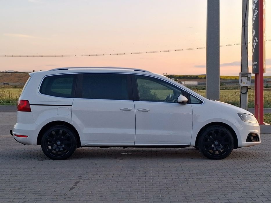 Seat Alhambra Volkswagen sharan   2011  2.0 tdi 140 cp euro 5  navigatie camera marsarier