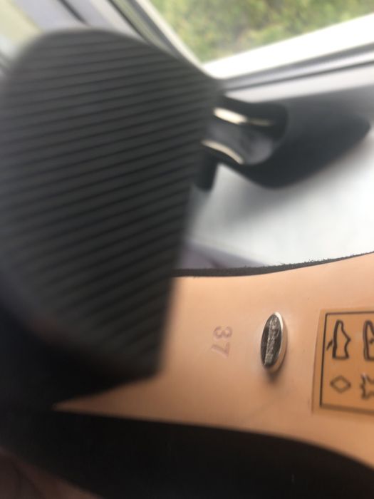 Pantofi piele intoarsa