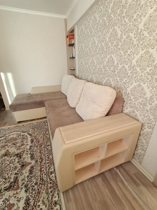 Продам диван в отличном состоянии