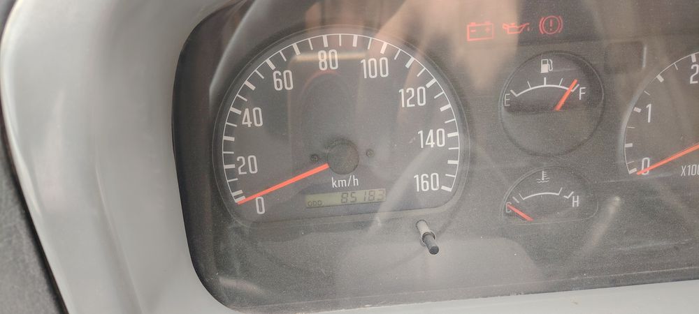 Isuzu aftabus sotiladi