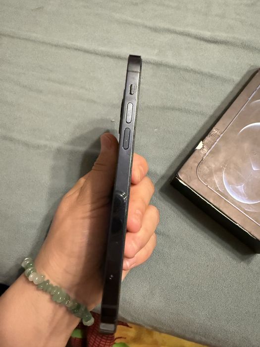 Срочно!!! Iphone 12 pro !!!