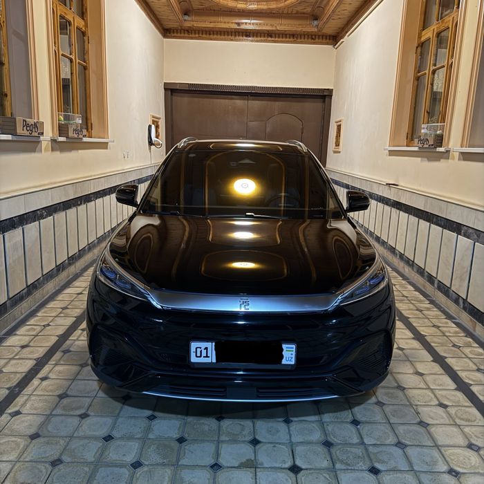BYD Yuan plus qora 2024