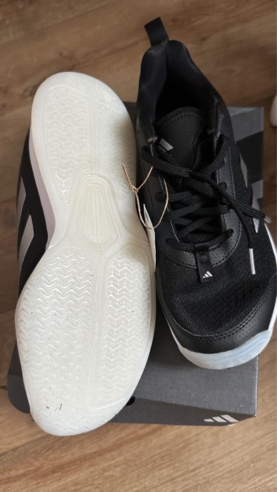 Кроссовки для большого тенниса