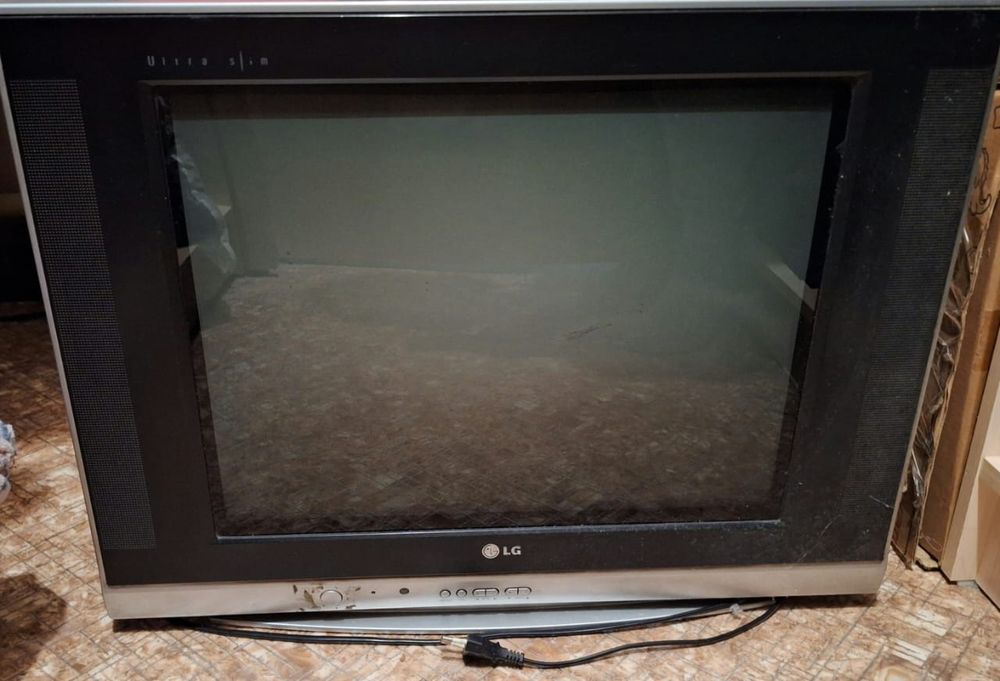 Телевизор бесплатно.