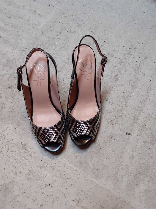 Sandale elegante cu toc si platforma