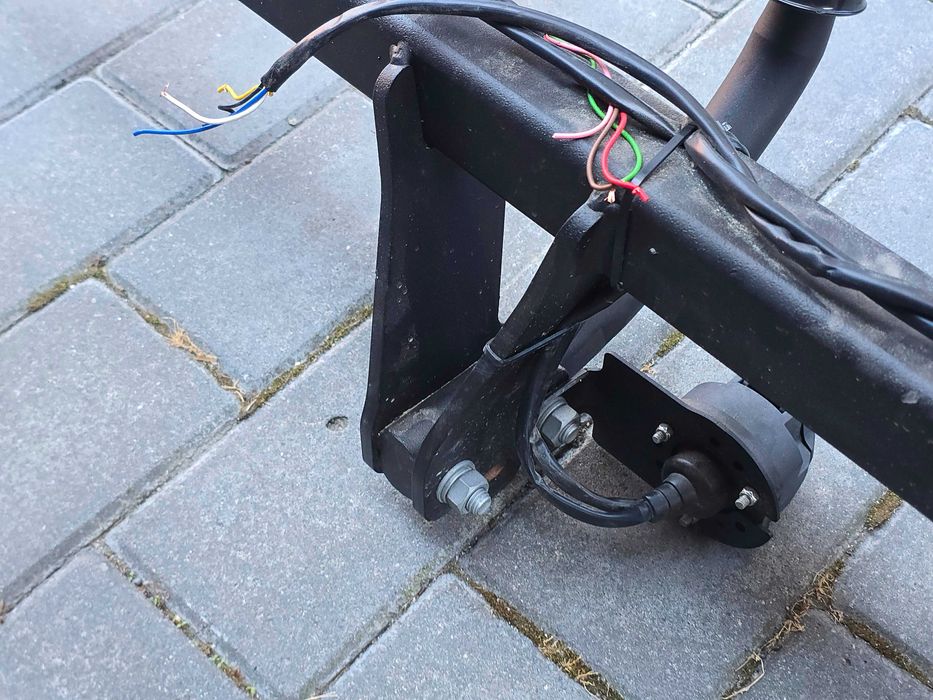 Carlig remorcare Seat Ibiza 3+5 usi + KIT electric 13 pini - cu 8 fire