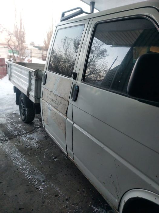 Две машины поменяю на Спринтор реф