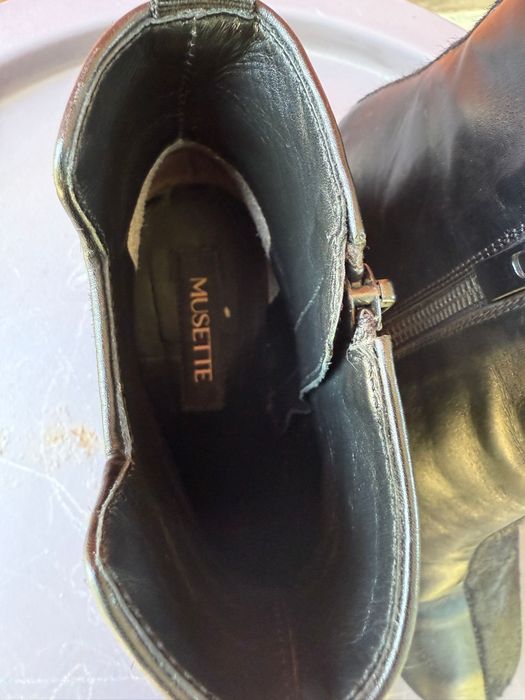 Ghete damă Musette din piele si blană