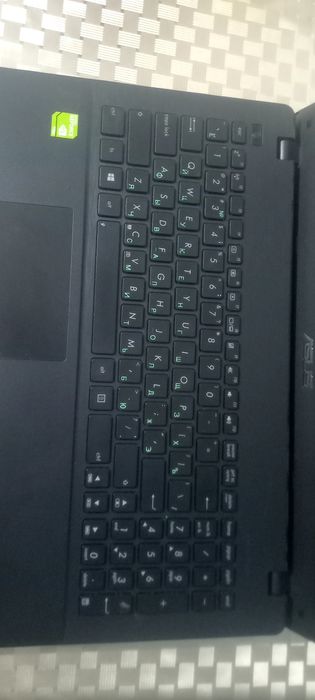 Asus нотбук работает очень хорошо