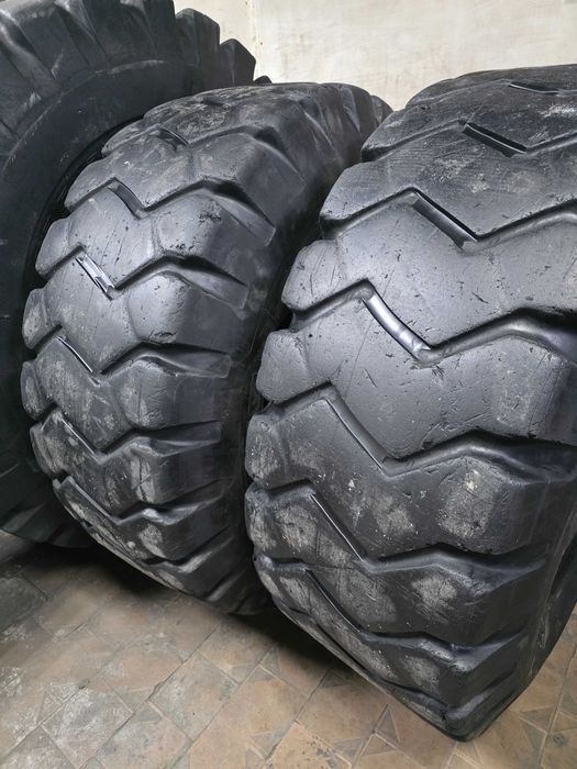 Шины на погрузчик бу 17.5-25